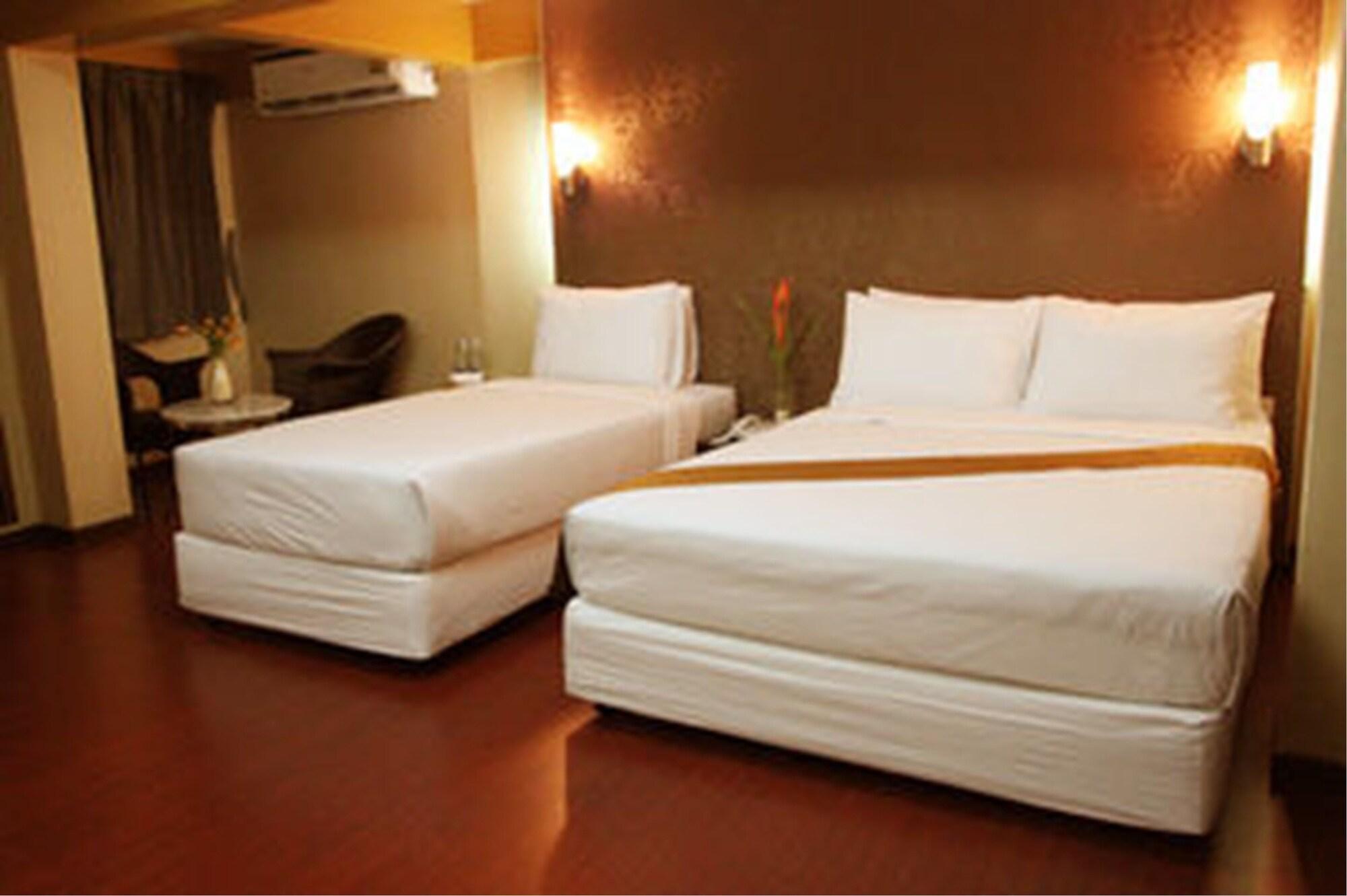 Visiting Card Hotel & Resort Bangkok Extérieur photo