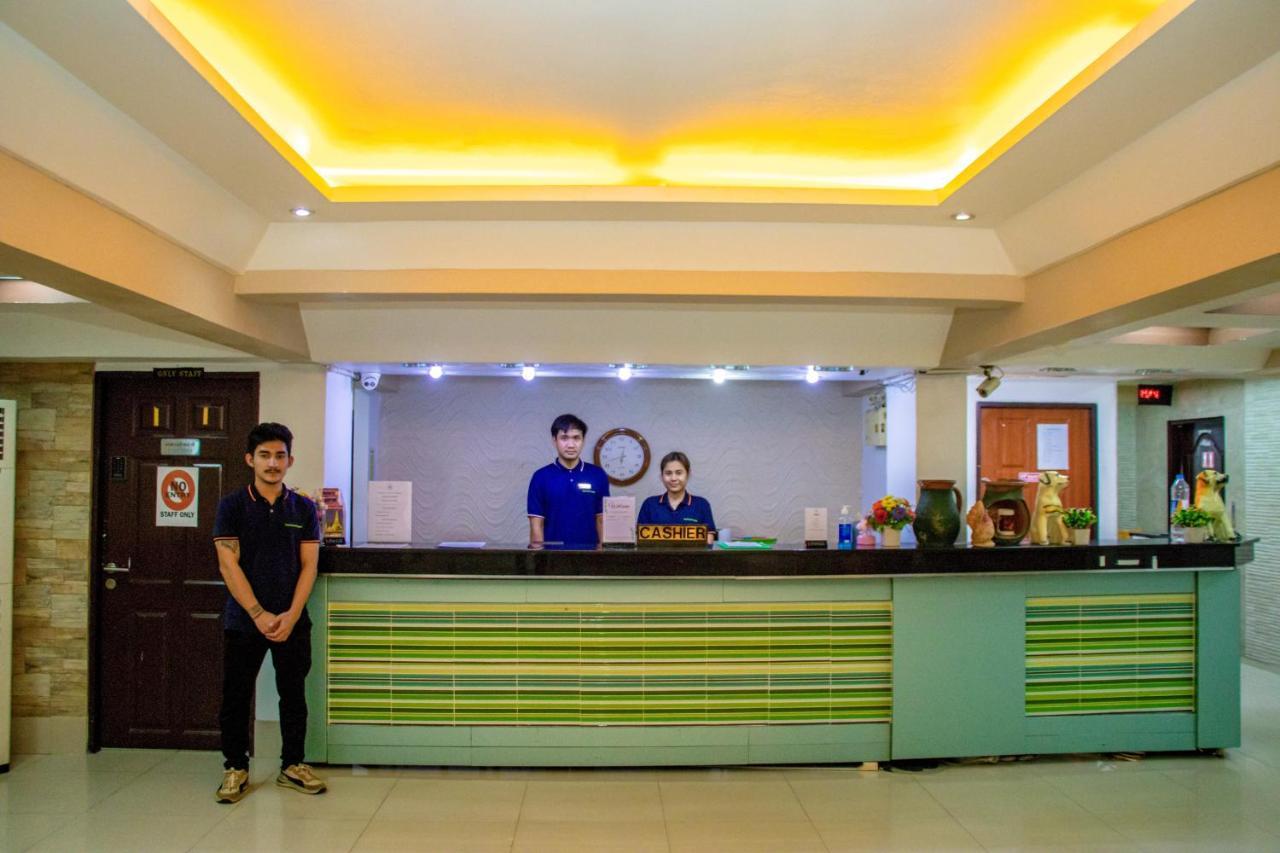 Visiting Card Hotel & Resort Bangkok Extérieur photo