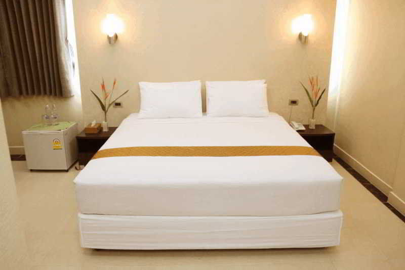 Visiting Card Hotel & Resort Bangkok Extérieur photo