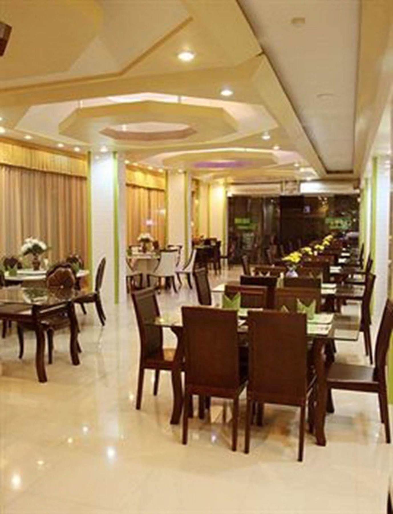 Visiting Card Hotel & Resort Bangkok Extérieur photo